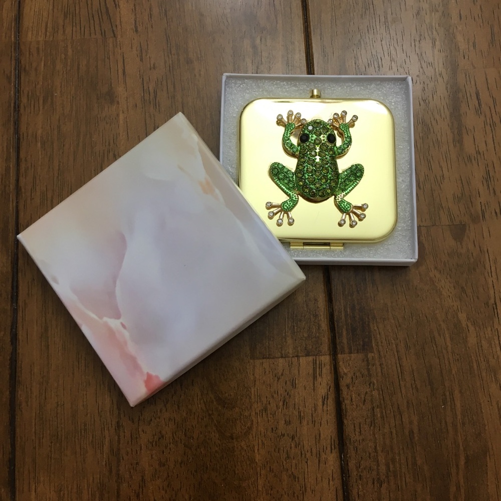 Frog Compact Mirror - Picture 10 of 11